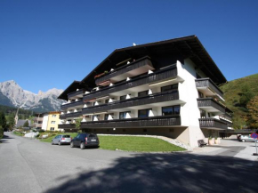 Cosy Apartment in Maria Alm near Ski Lift